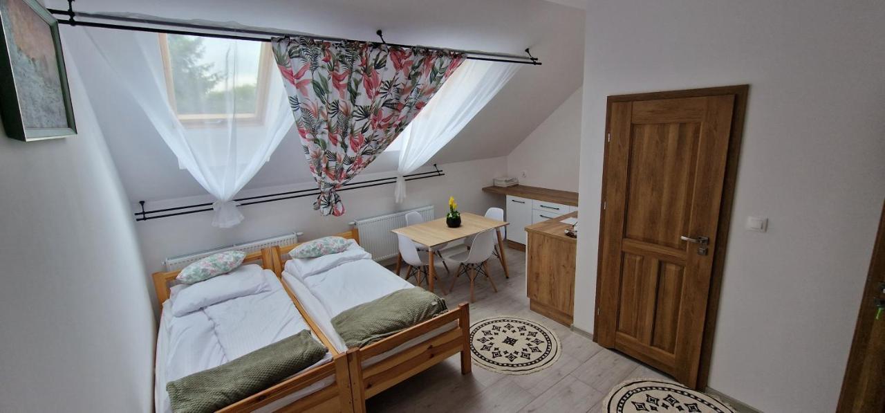 Zielona Ostoja Ulica Szpitalna 3C Apartment Kamieniec Zabkowicki Luaran gambar