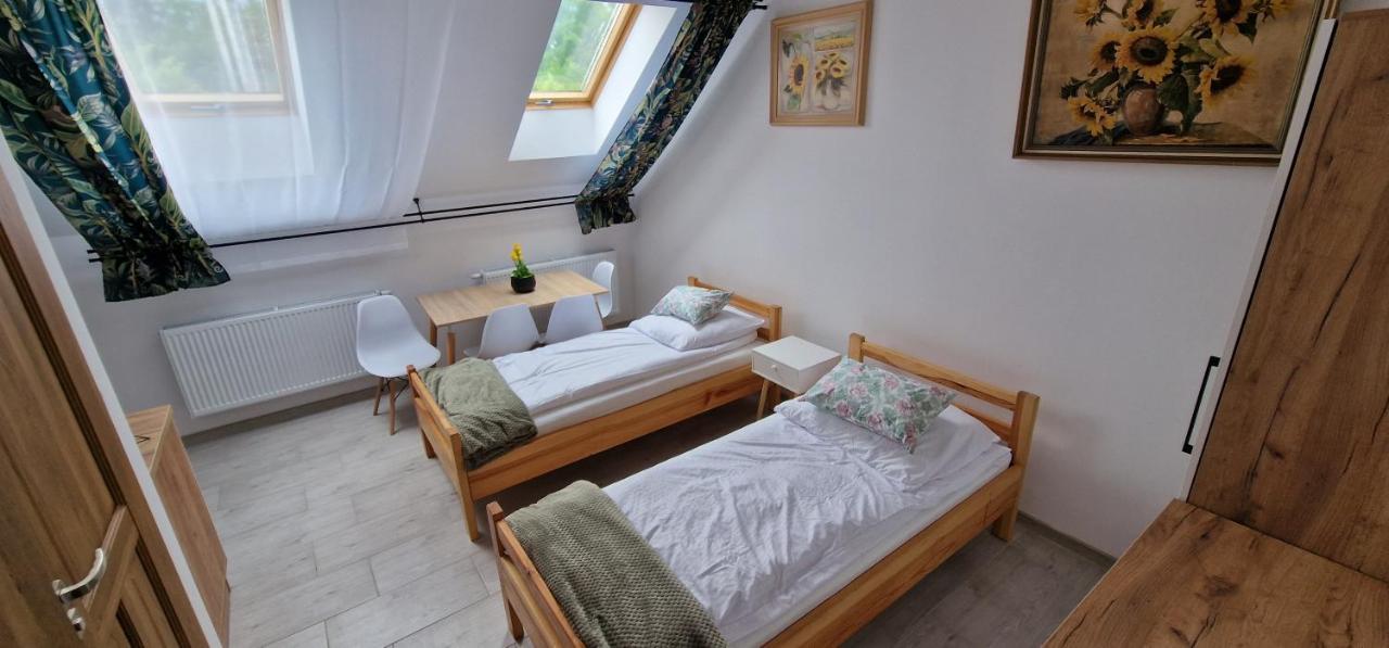 Zielona Ostoja Ulica Szpitalna 3C Apartment Kamieniec Zabkowicki Luaran gambar