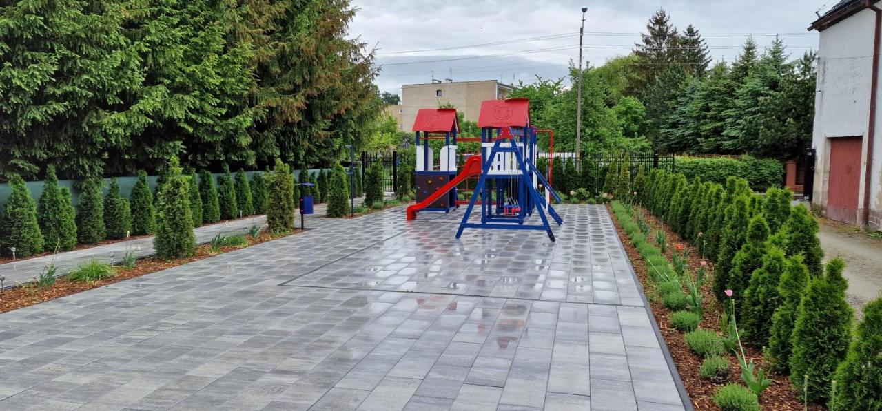 Zielona Ostoja Ulica Szpitalna 3C Apartment Kamieniec Zabkowicki Luaran gambar
